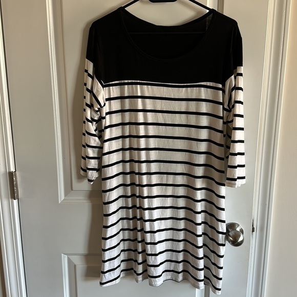 𝅺YELETE Miele Stripe Dress with pockets size L - Picture 5 of 8